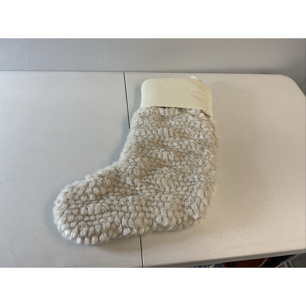 POTTERY‎ BARN HONEYCOMB FAUX FUR STOCKING MED IVORY